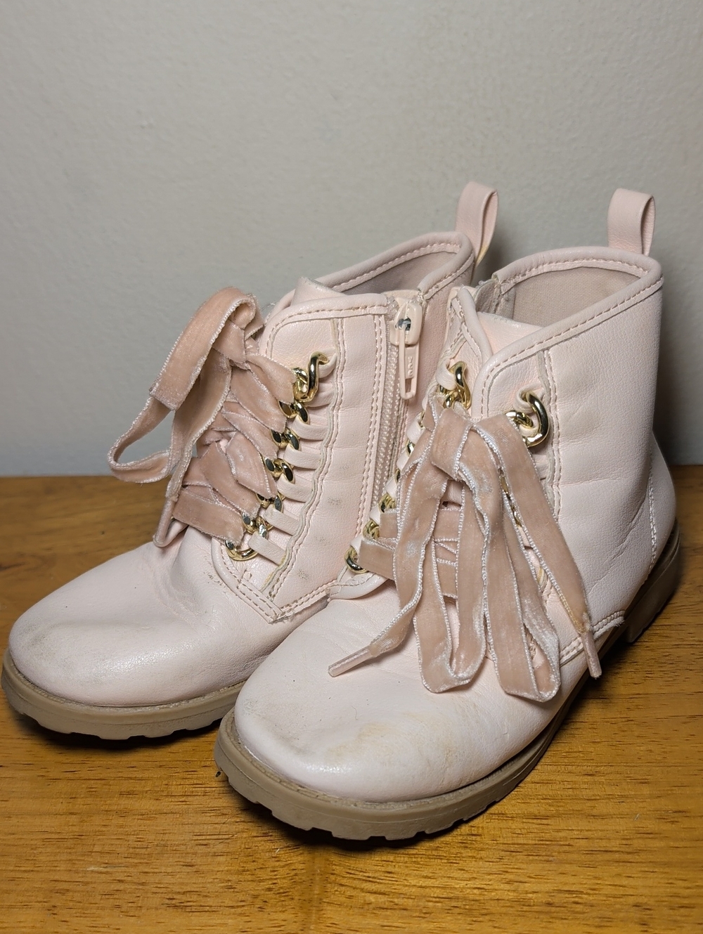 Wonder Nation Pink Combat Boots with Velvet Laces Girls Size 11